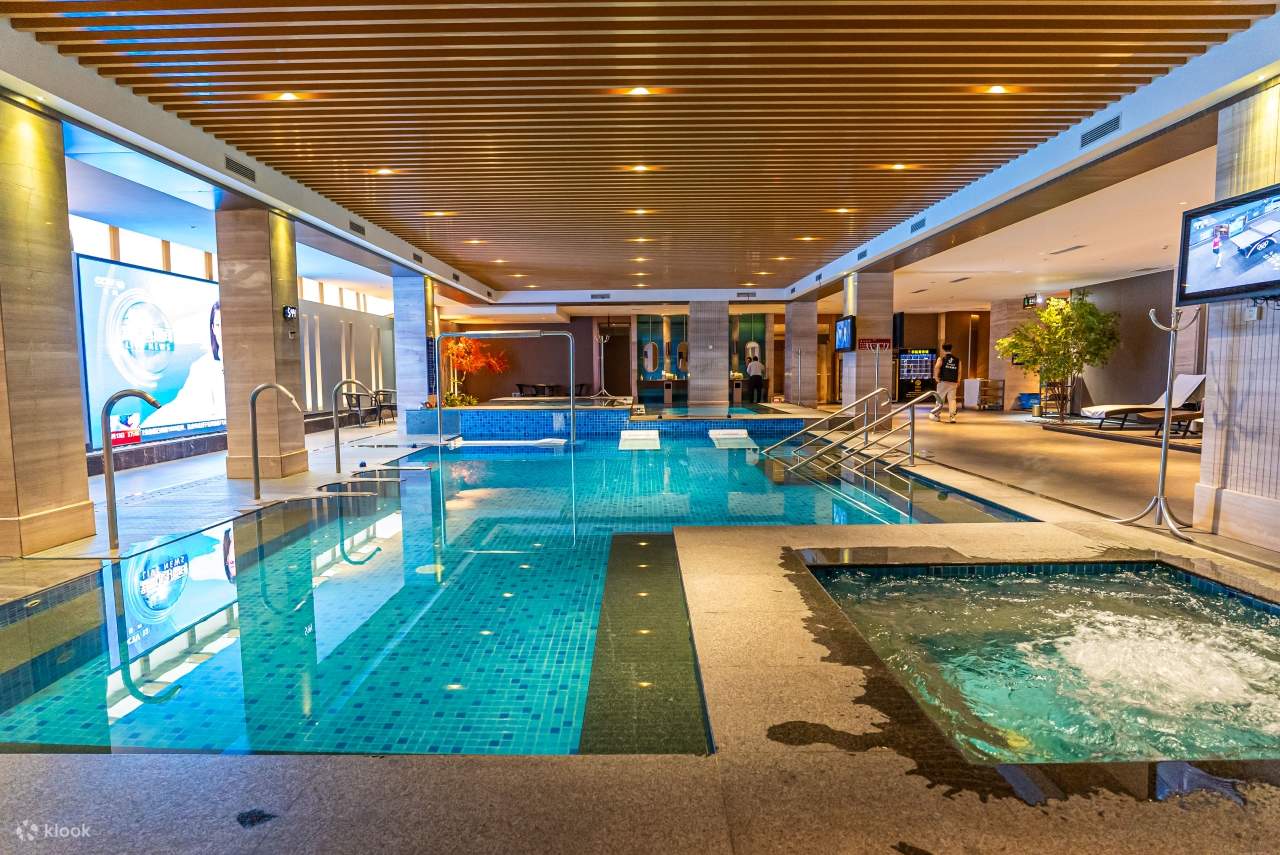 ตงกวน Tihao Club · บ่อน้ำพุร้อน, อาหาร | ฉางผิง